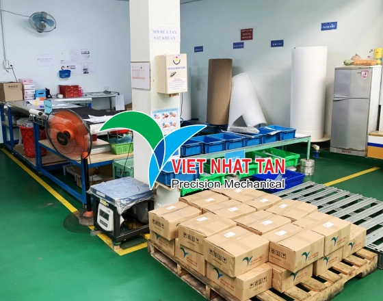 Dự Án Xe Tự Hành AGV Hỗ Trợ Tự Động Hóa Sản Xuất