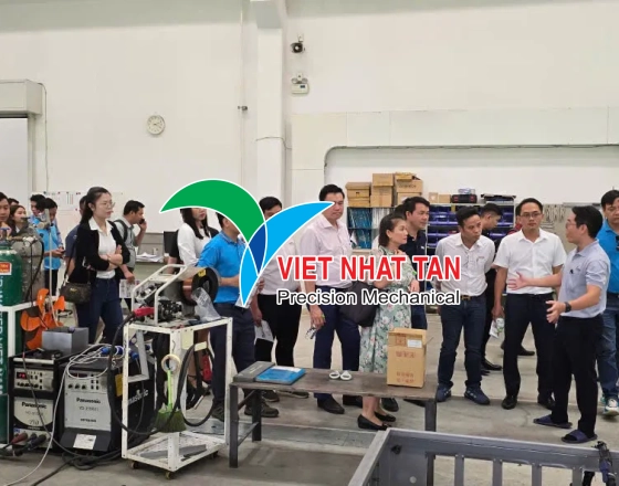 Việt Nhật Tân Tham Dự HAMEE CONNECT 2025 lần 4 – Học Hỏi Để Vươn Tầm Cơ Khí Chính Xác