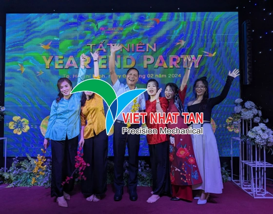 VIỆT NHẬT TÂN TỔ CHỨC TIỆC TẤT NIÊN 2023 VÀ CHÀO NĂM MỚI 2024