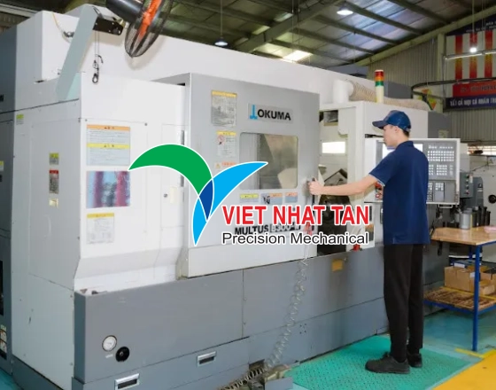 VIỆT NHẬT TÂN Nâng tầm gia công cơ khí chính xác với máy tiện 5 trục Okuma Multus B300-W